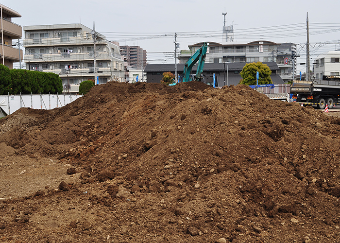 建設残土